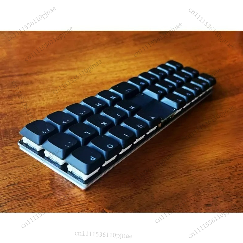 P31n/P30a ロープロファイルキーボード Blueto - Gaming Keyboard Ergonomic のレビューと価格