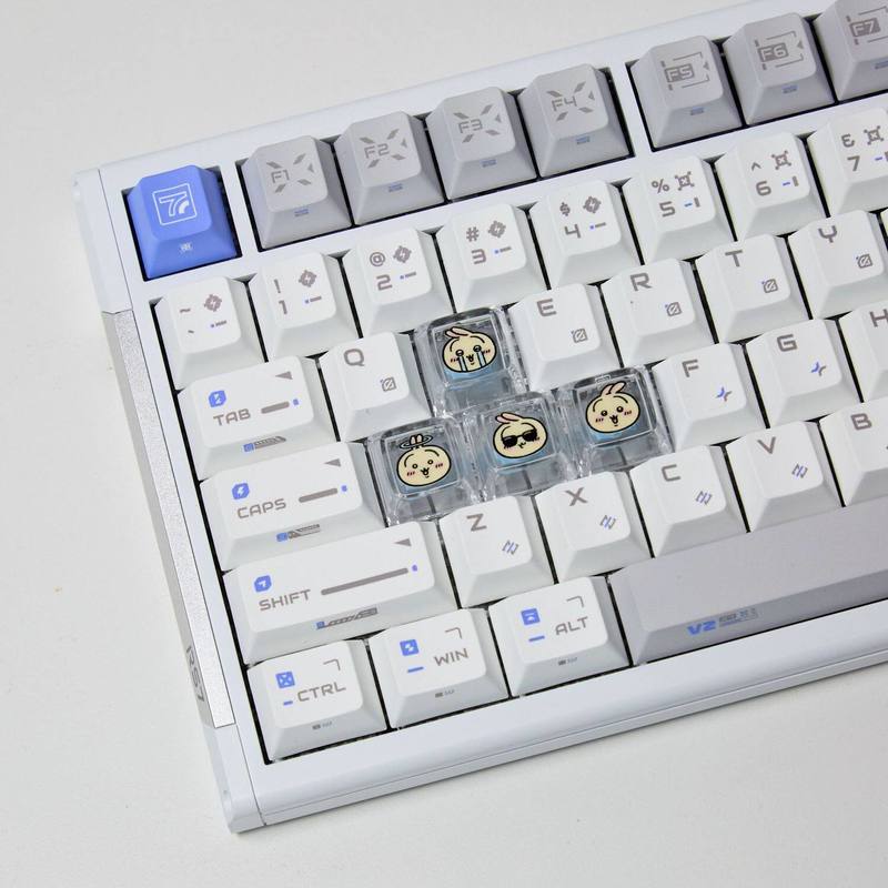 Chiikawa 4 個手作り透明 PC バックライト付きパ - Gaming Keyboard Brands のレビューと価格