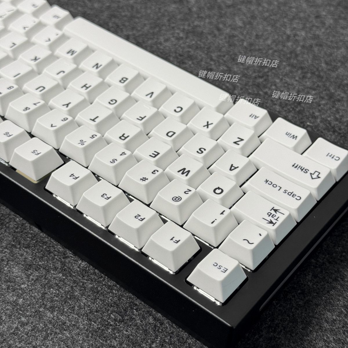 ミニマリストな純白キーキャップ チェリープロファイル PBT - Gaming Keyboard Extension のレビューと価格